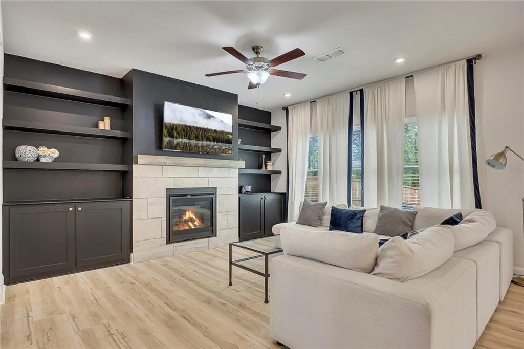 165 Brookstone Park E