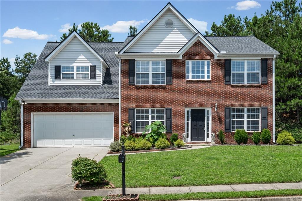 3865 Crescent Walk Lane
