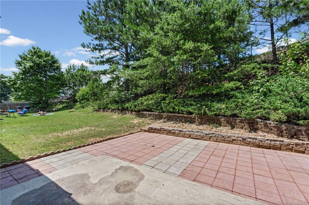 3865 Crescent Walk Lane