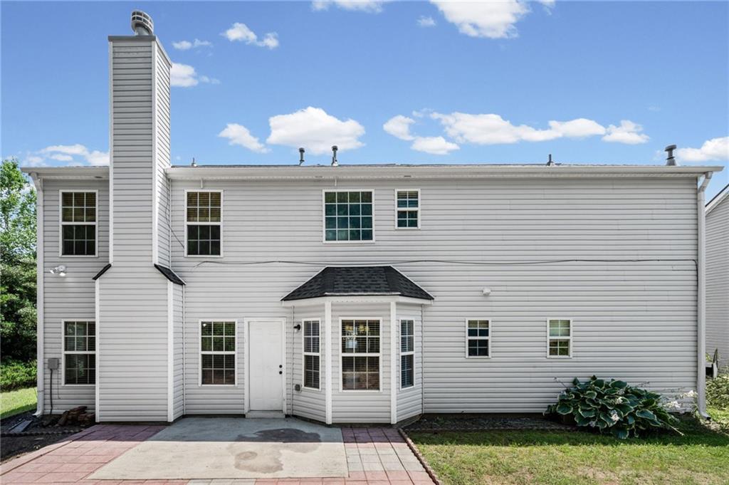 3865 Crescent Walk Lane