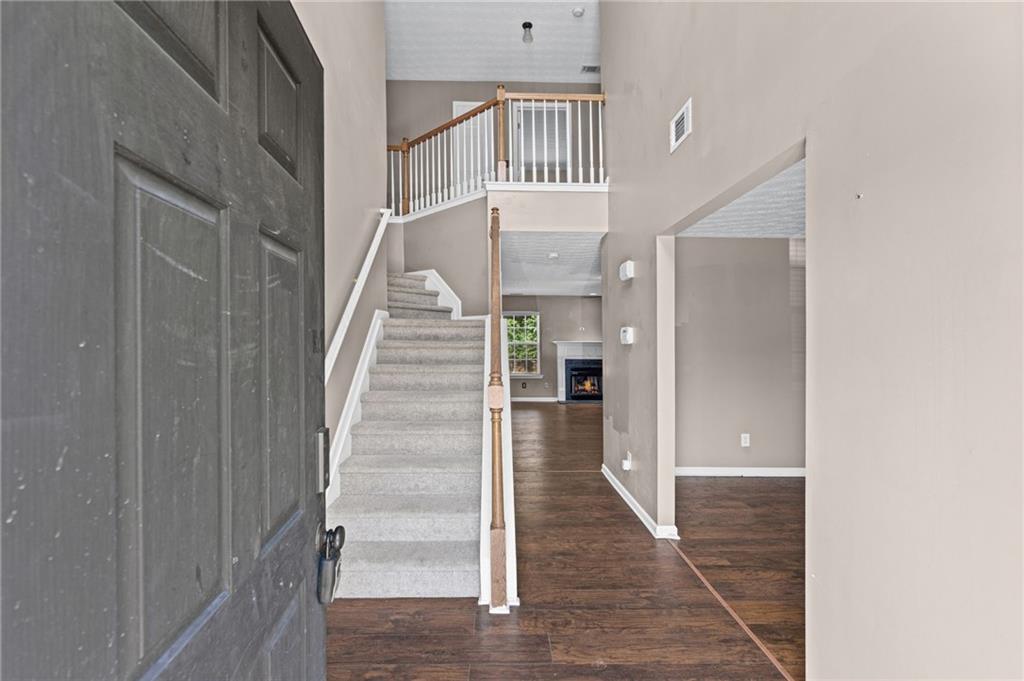 3865 Crescent Walk Lane