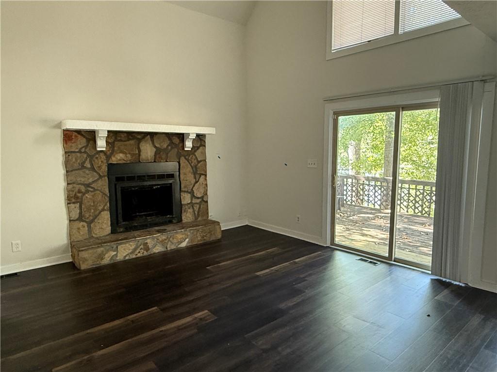 8439 Lake Drive