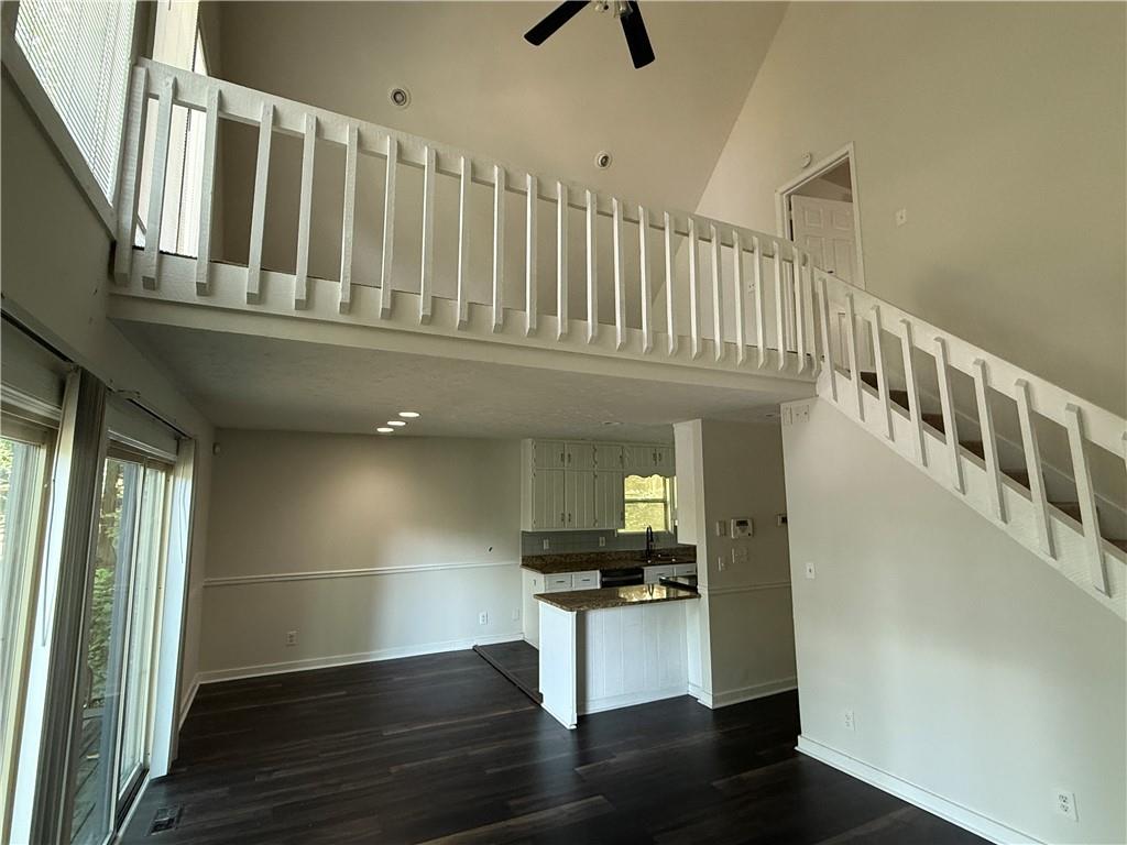 8439 Lake Drive