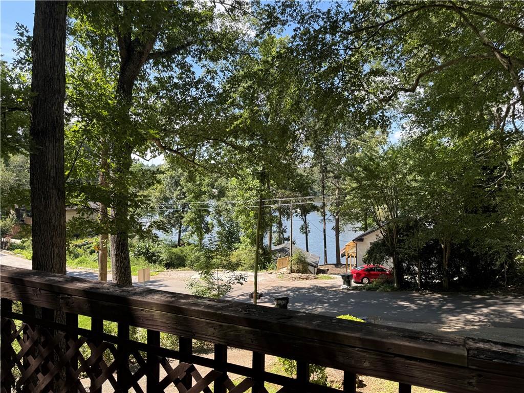 8439 Lake Drive