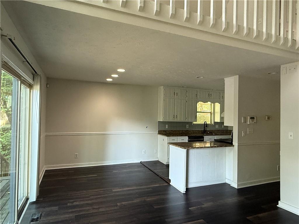 8439 Lake Drive