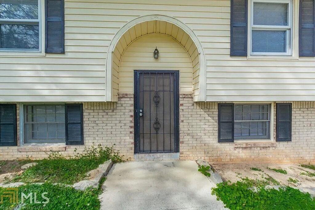 537 Reba Road