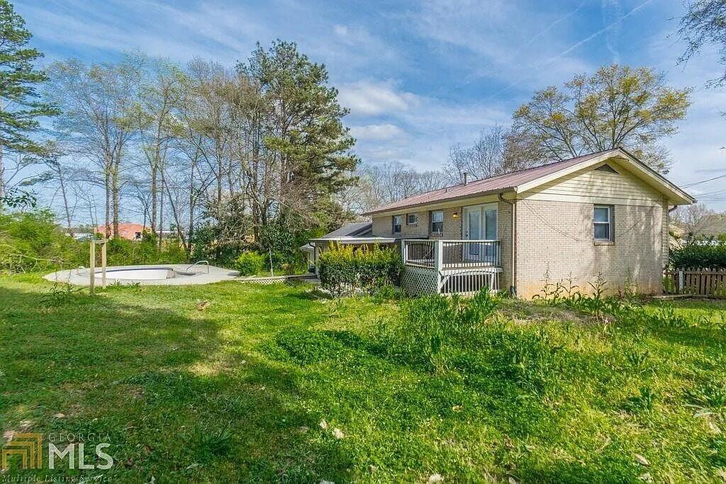 537 Reba Road