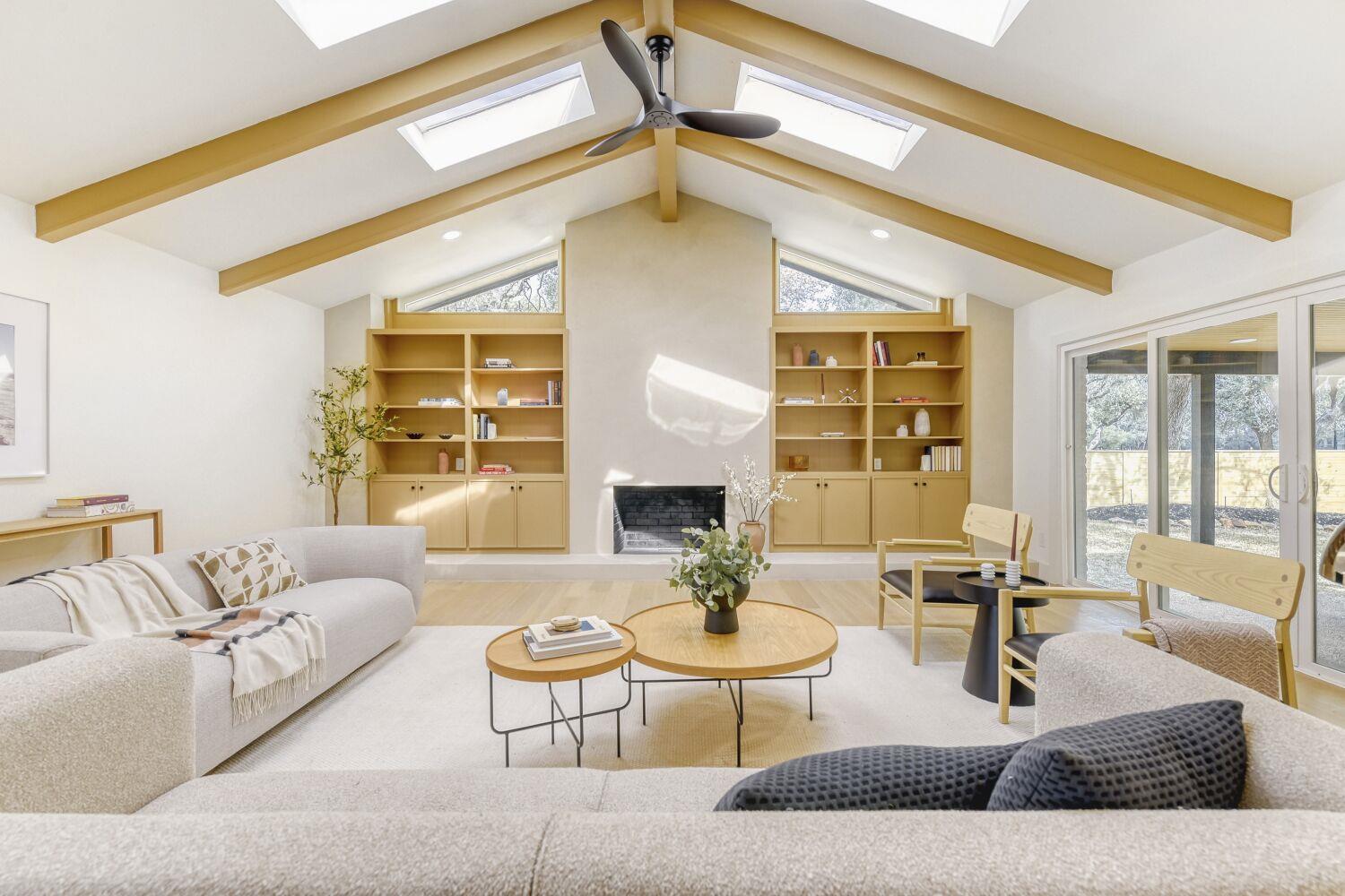 8702 Balcones Club DR