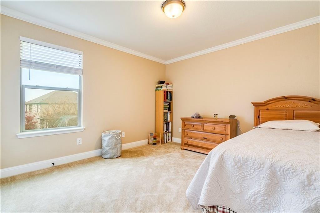 1229 Yellow Iris RD