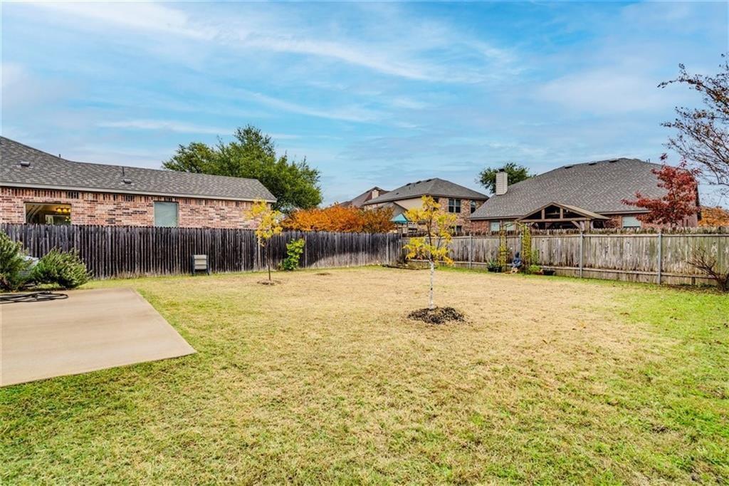 1229 Yellow Iris RD