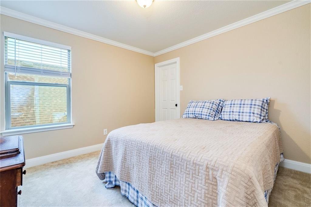 1229 Yellow Iris RD