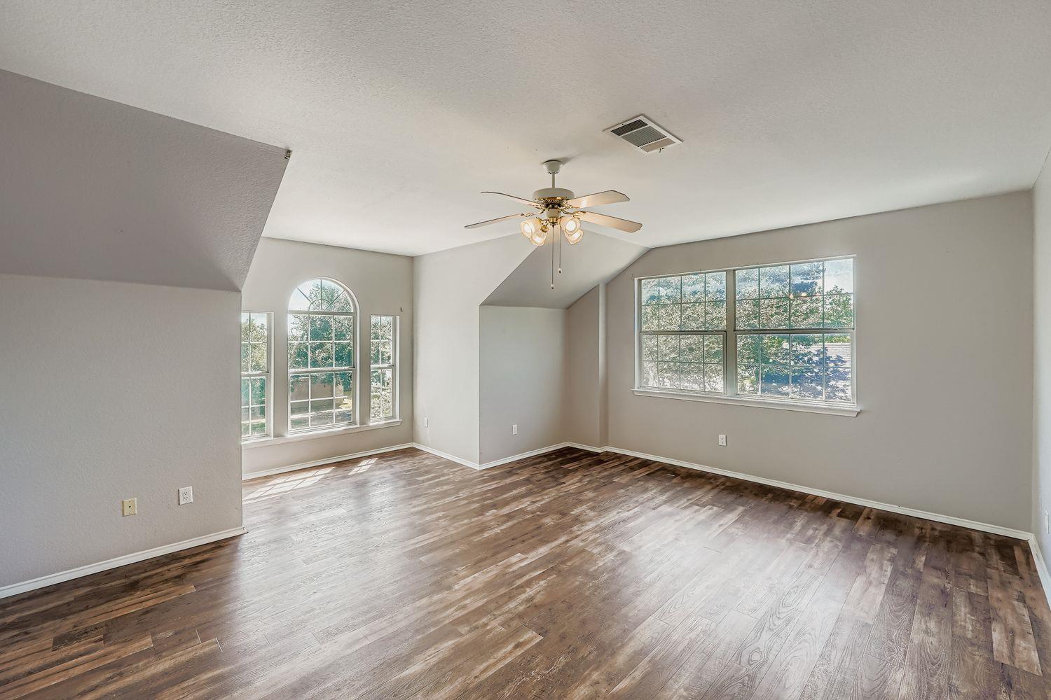 1420 Quicksilver CIR