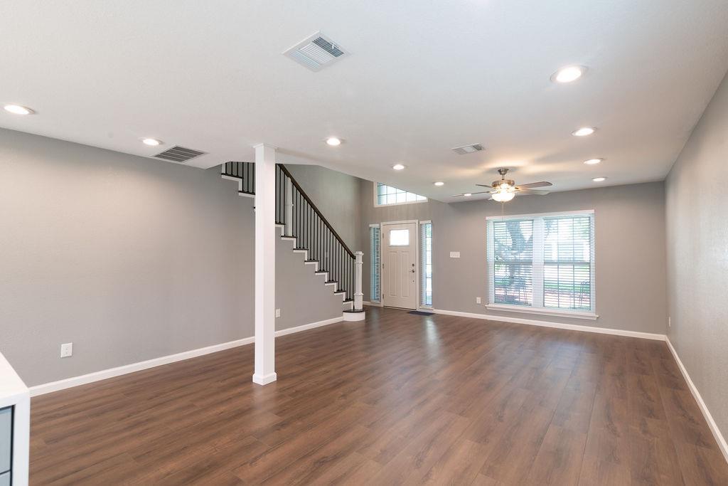 8319 Columbia Falls DR