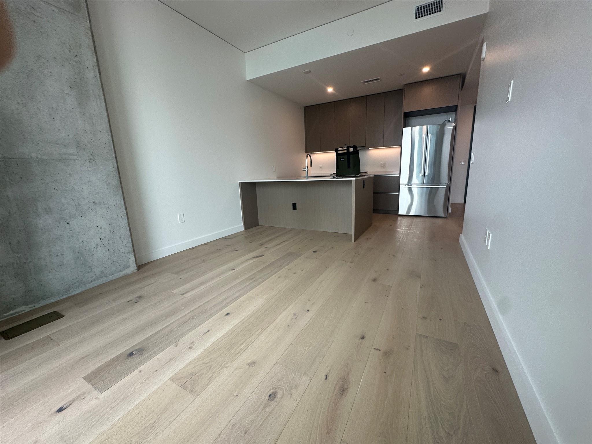 610 Davis ST # 2610