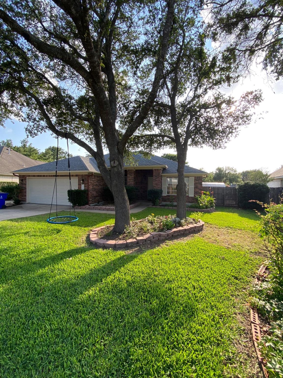 2623 Goldfinch DR