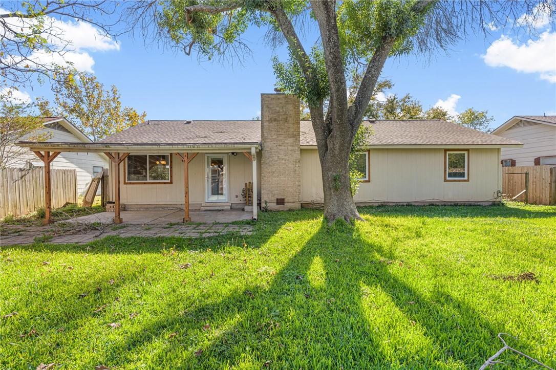 3810 Hillside DR