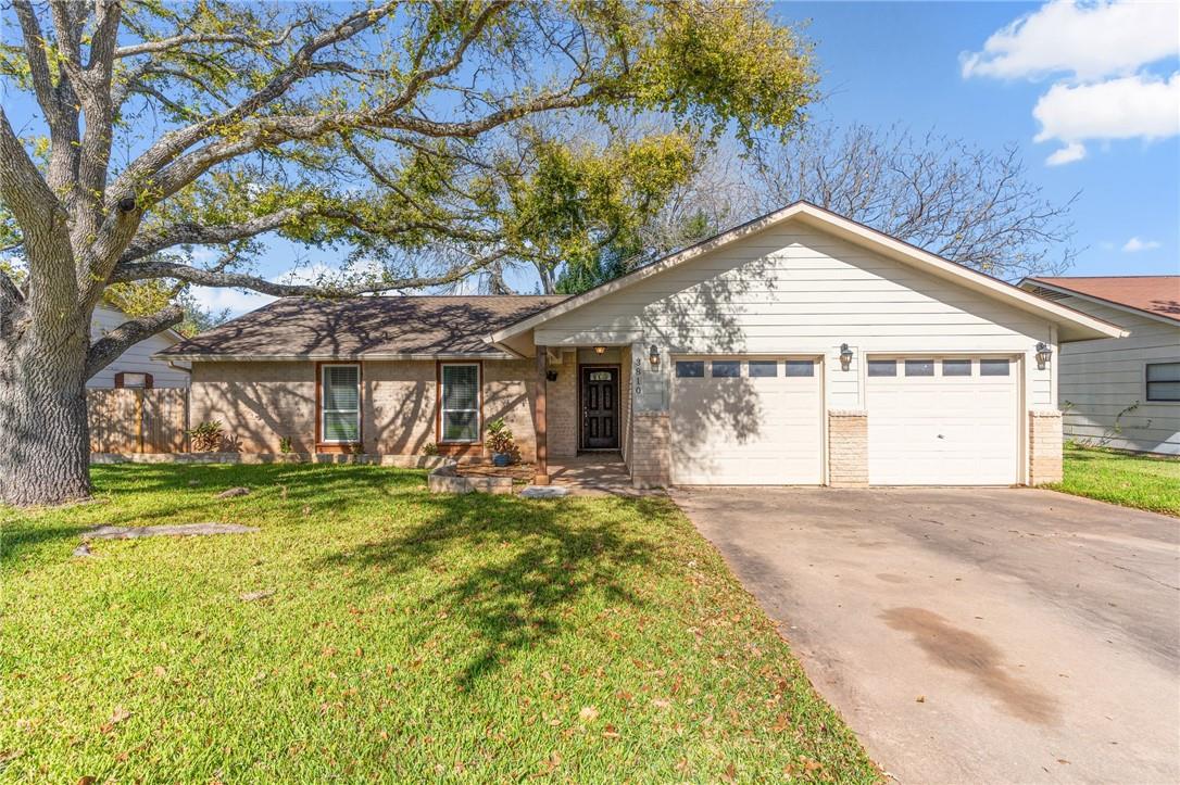 3810 Hillside DR