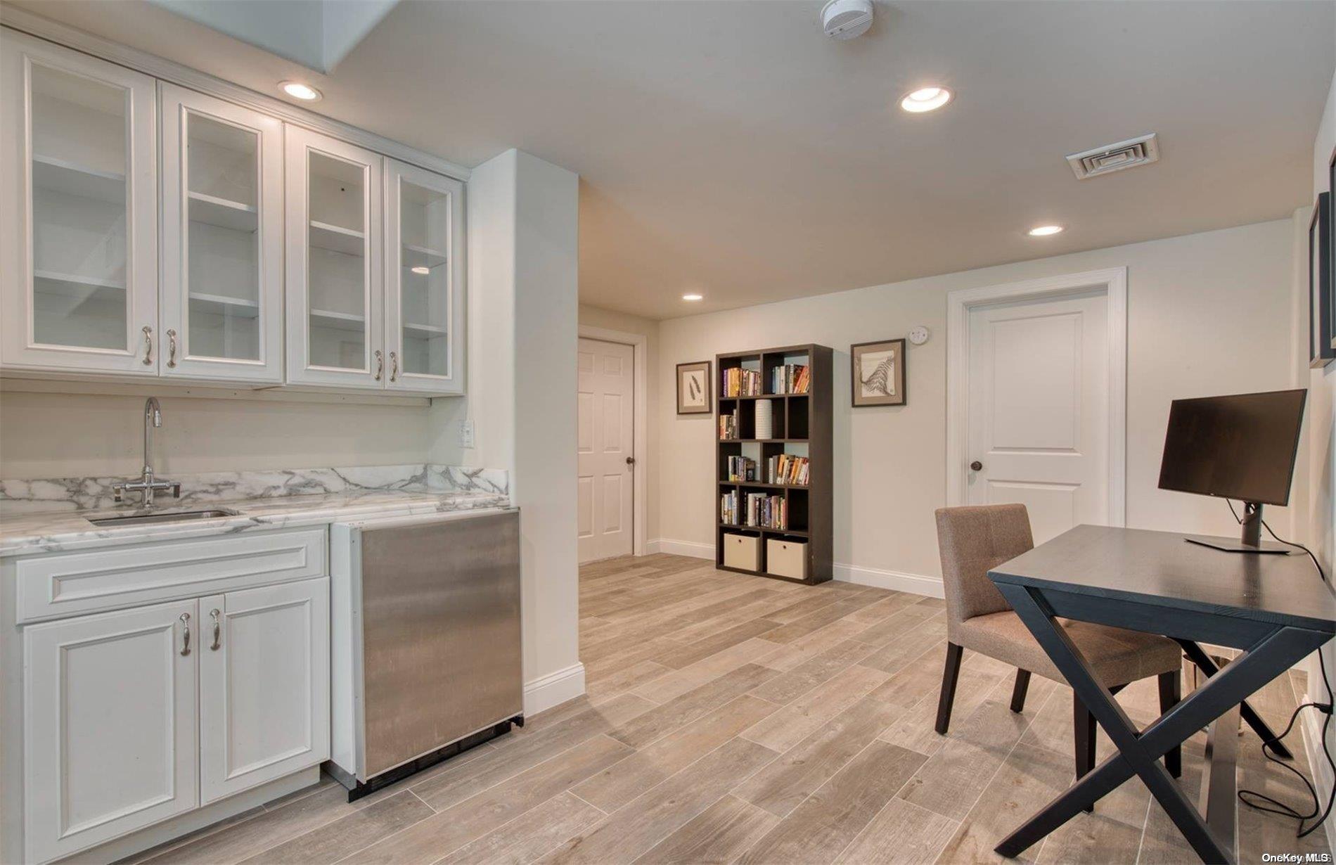 6 Ocean View Parkway