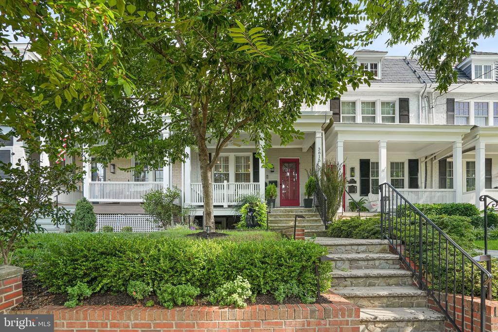 3815 BENTON STREET NW