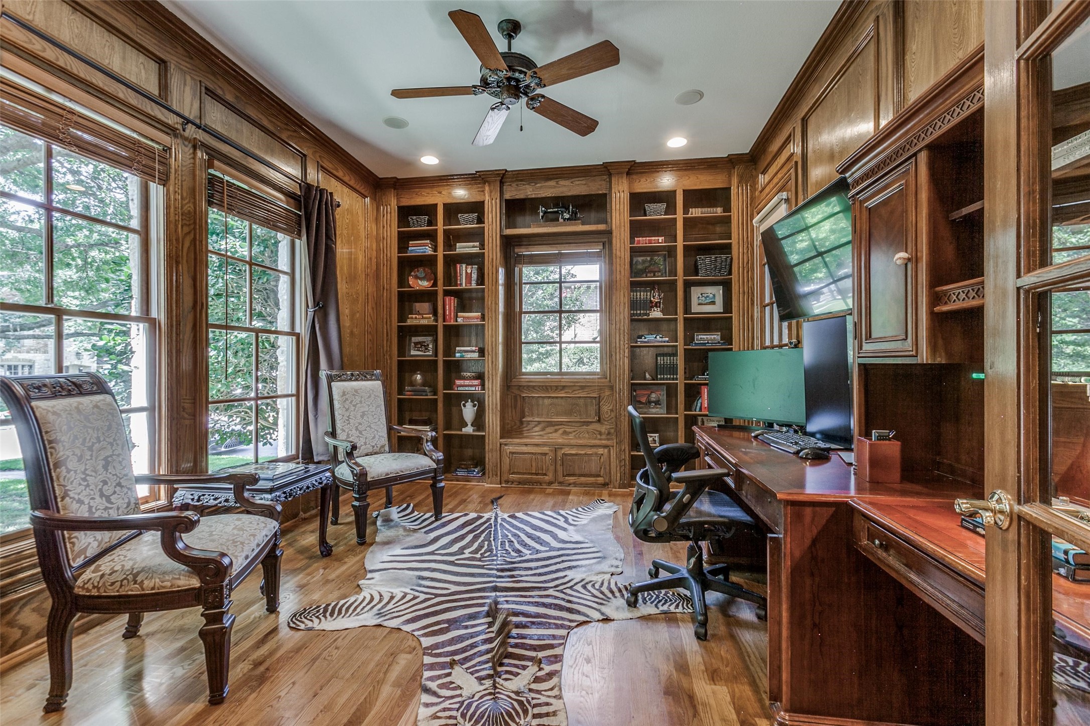 3008 Stanford Avenue