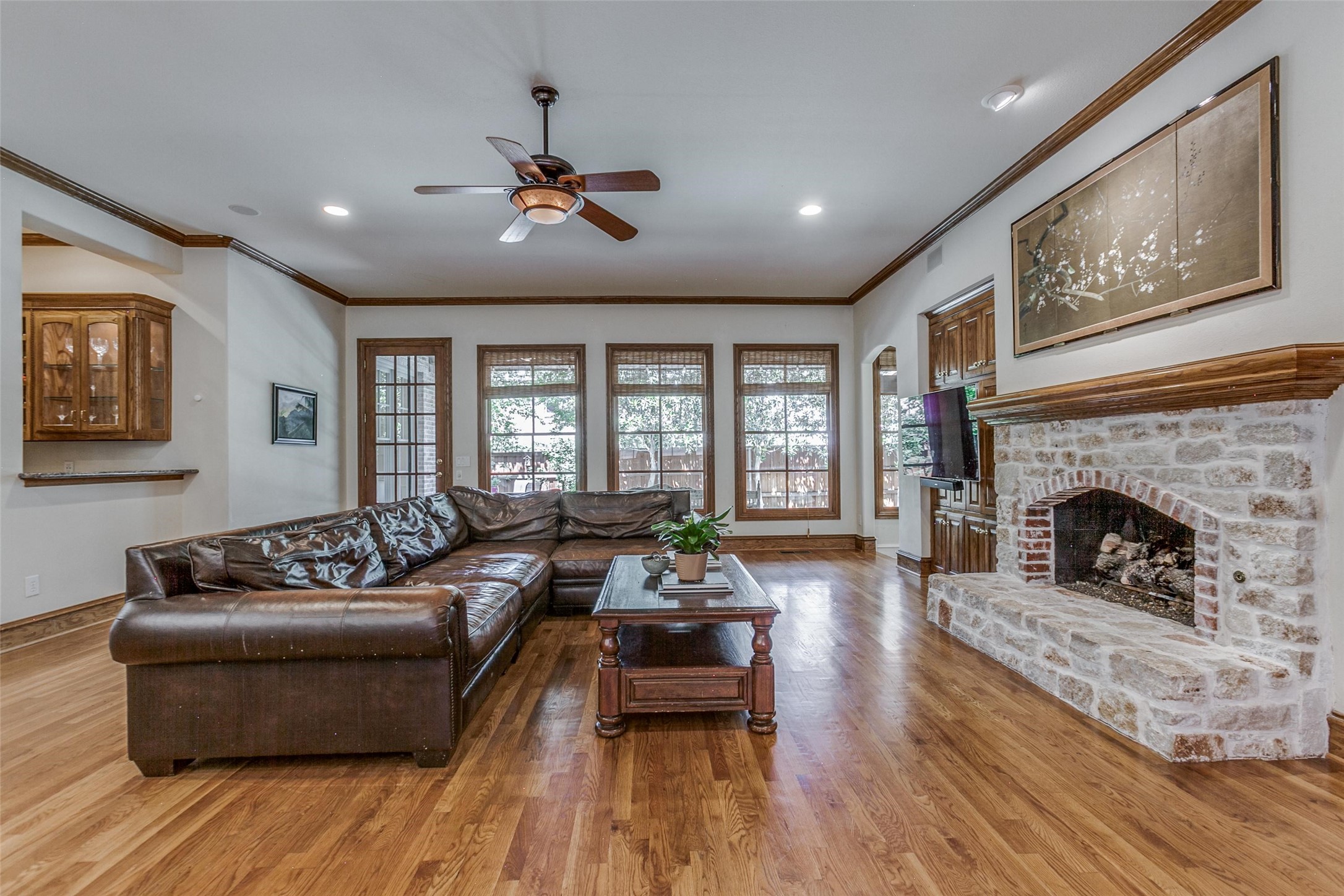 3008 Stanford Avenue