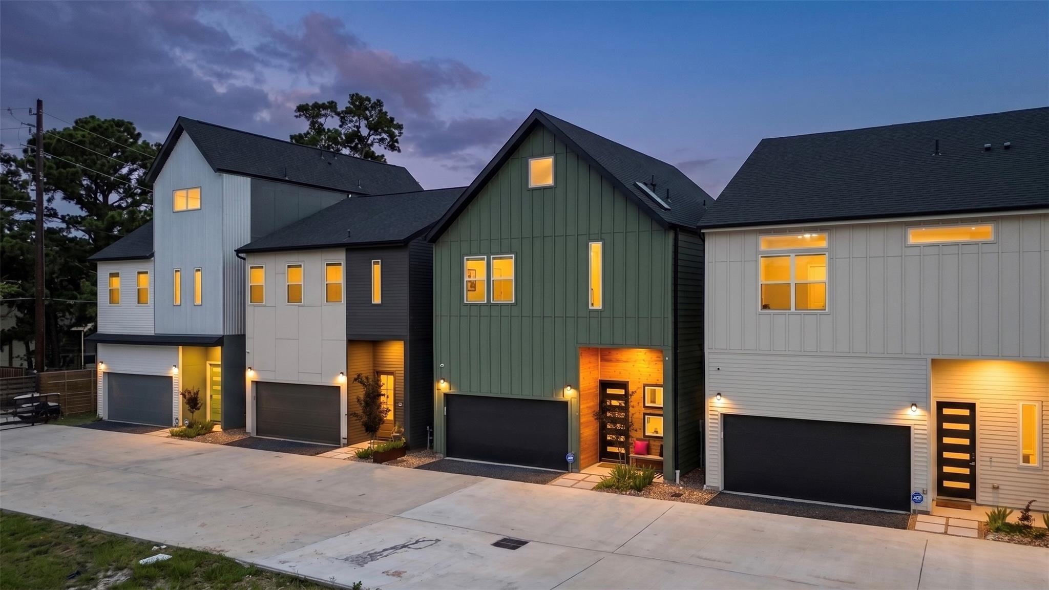 3903 Yale Heights Drive