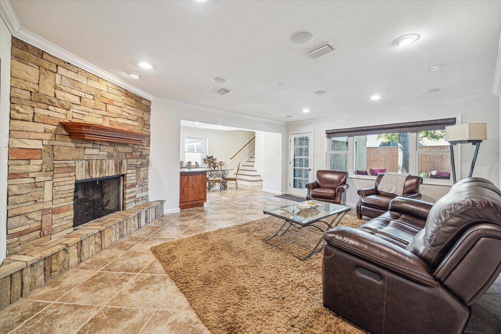 4907 Candletree Drive