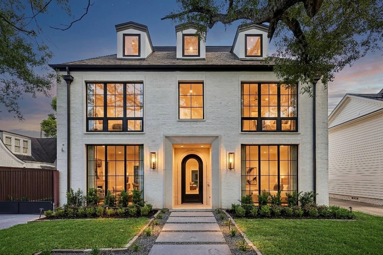 2217 Pelham Drive