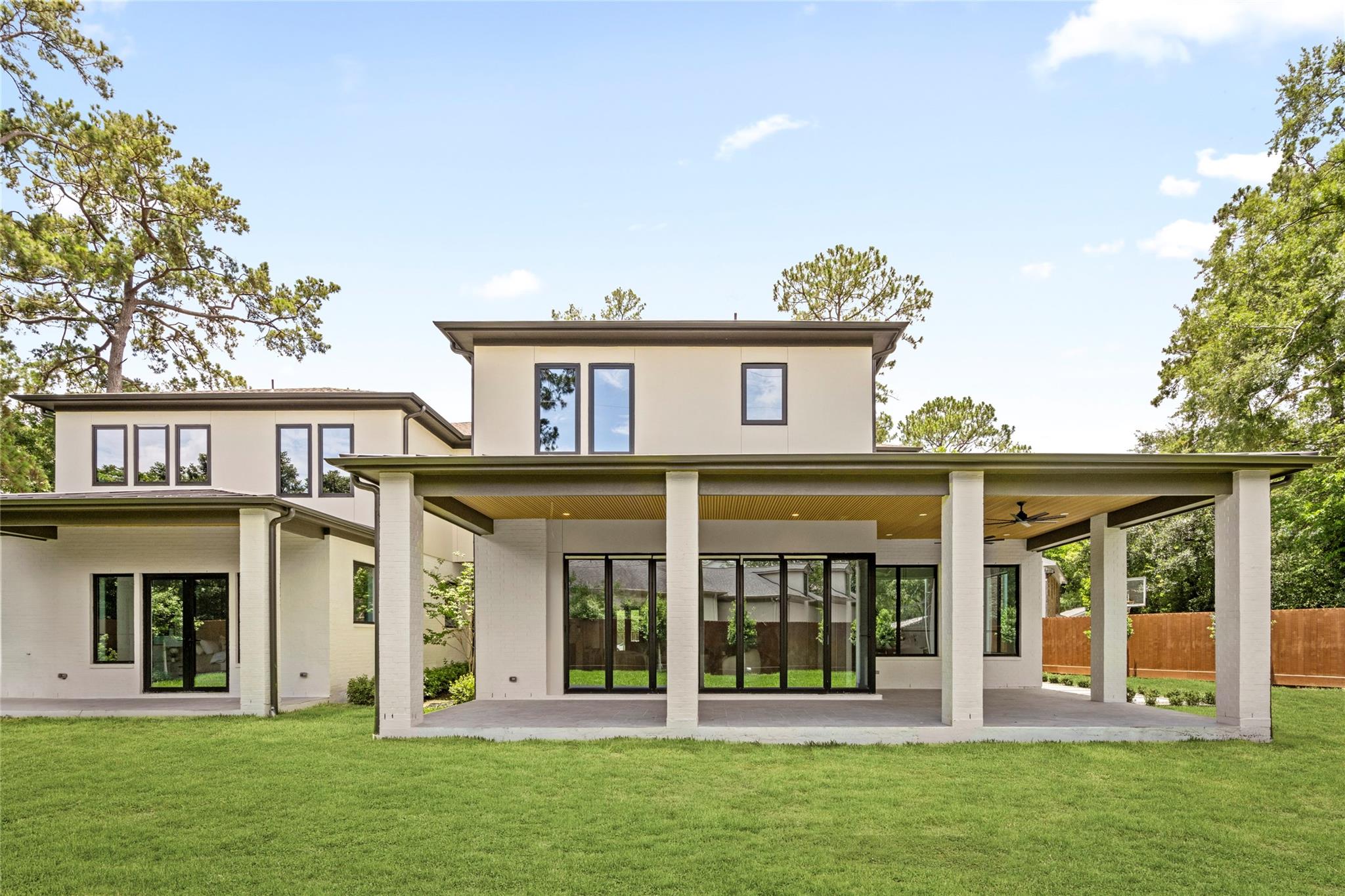 710 Glen Echo Lane