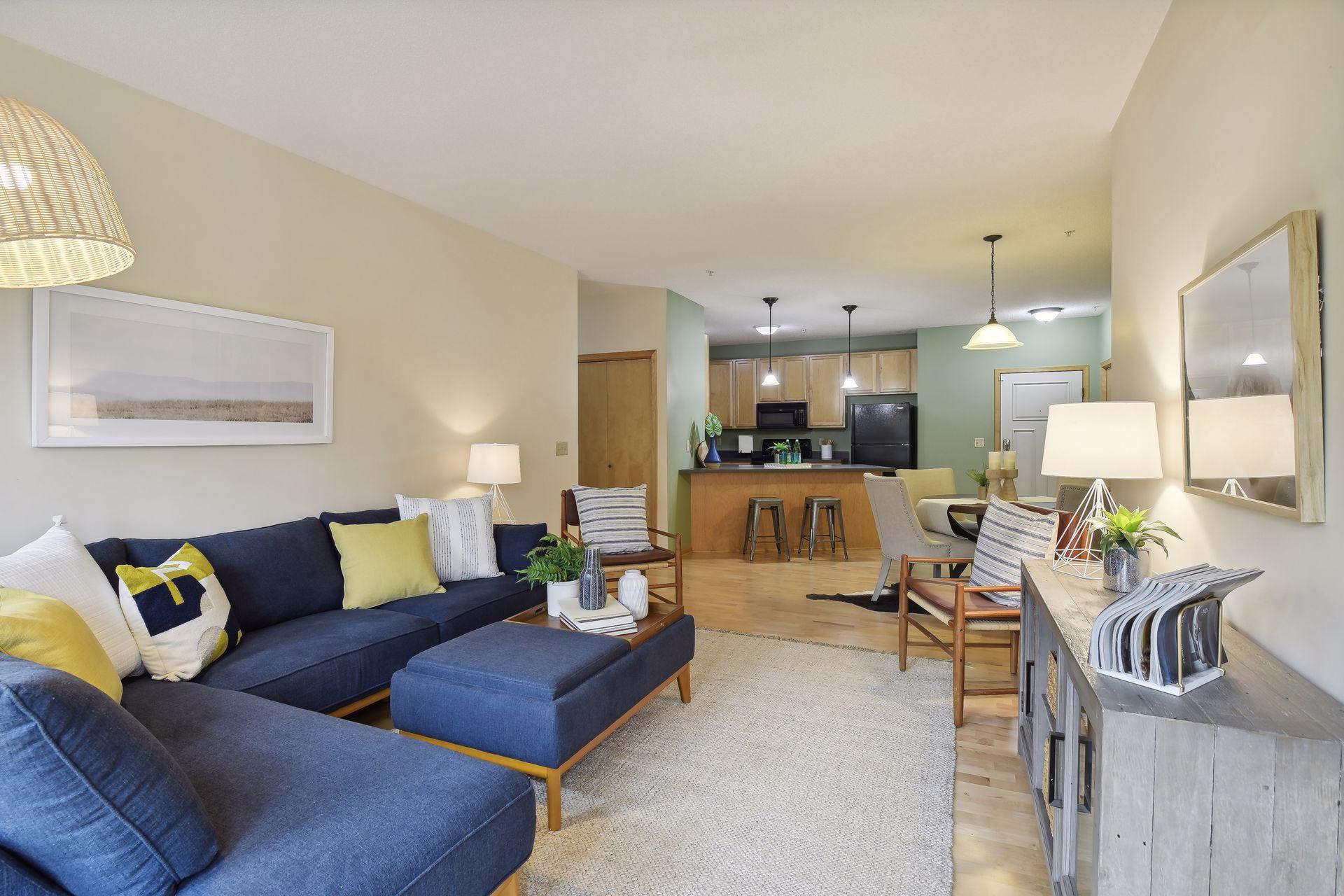 2530 E 34th Street Unit: 207