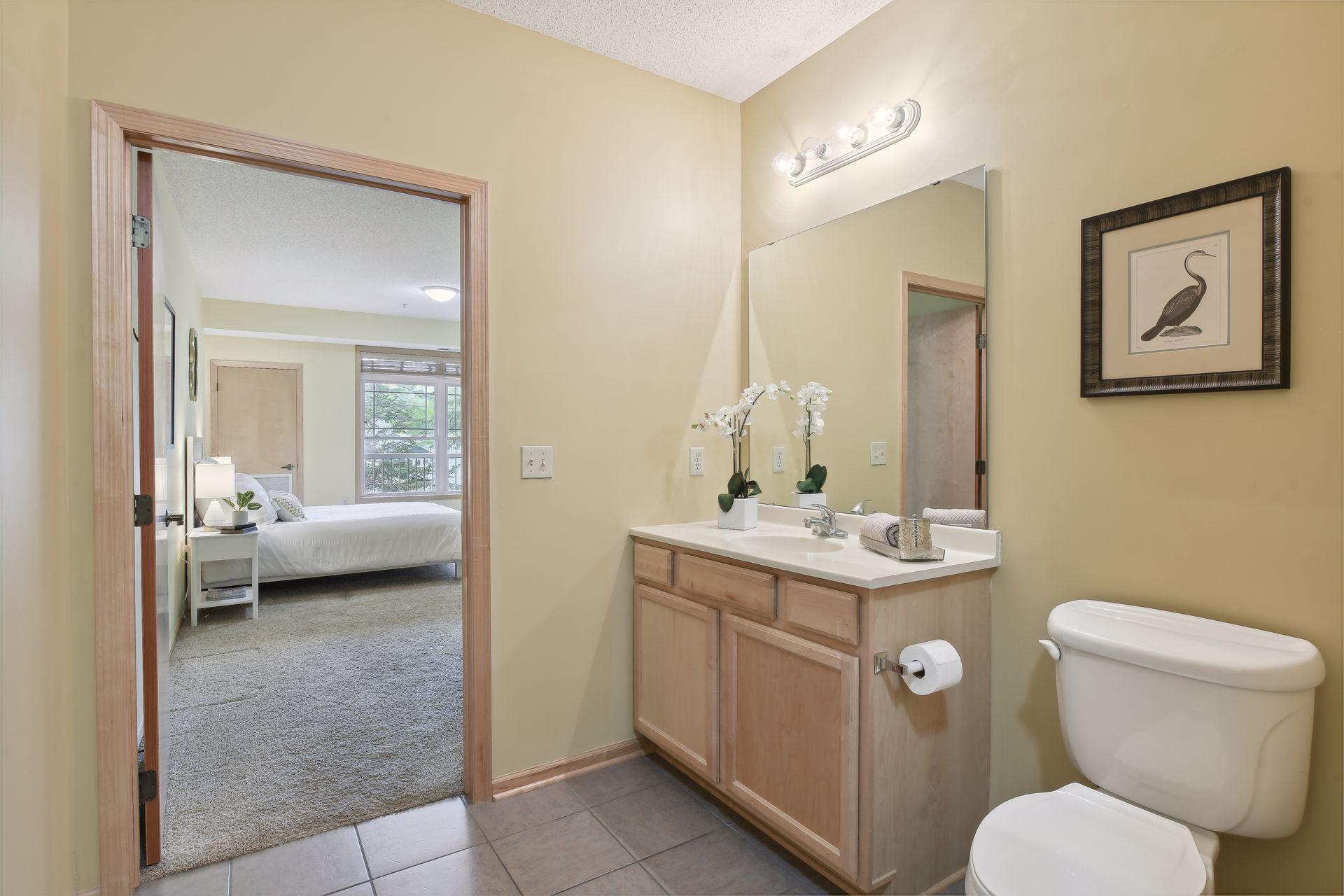 2530 E 34th Street Unit: 207