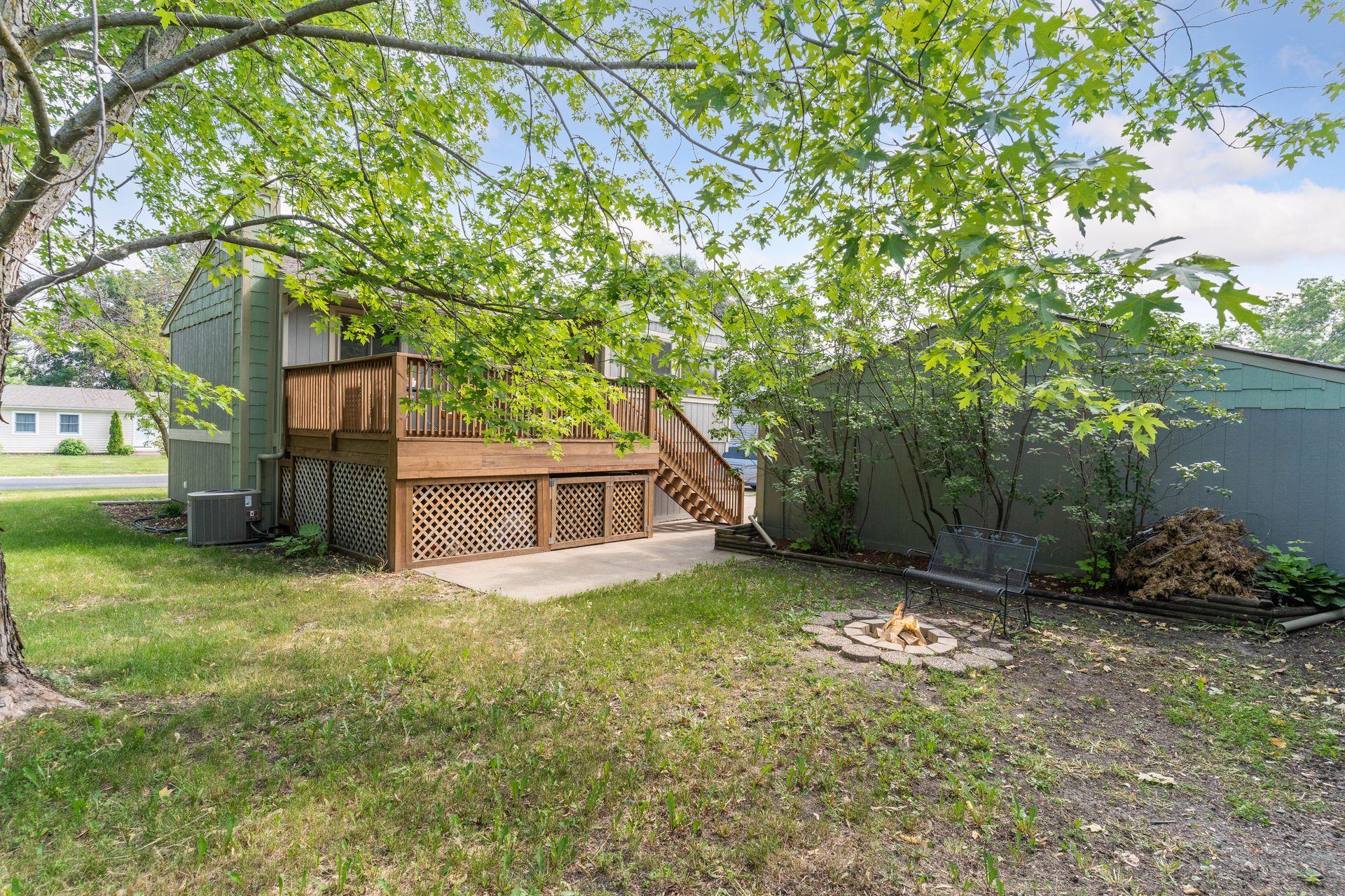 112501 E Scott Lane