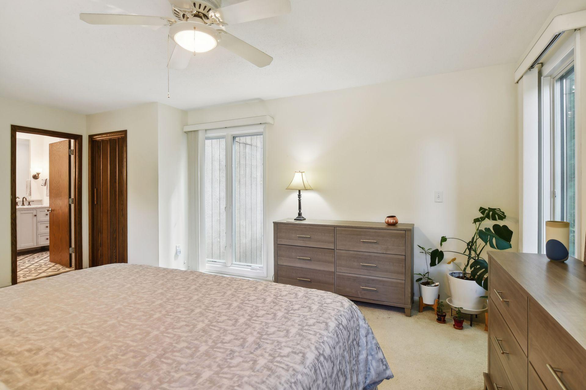 1788 Maryland Avenue N