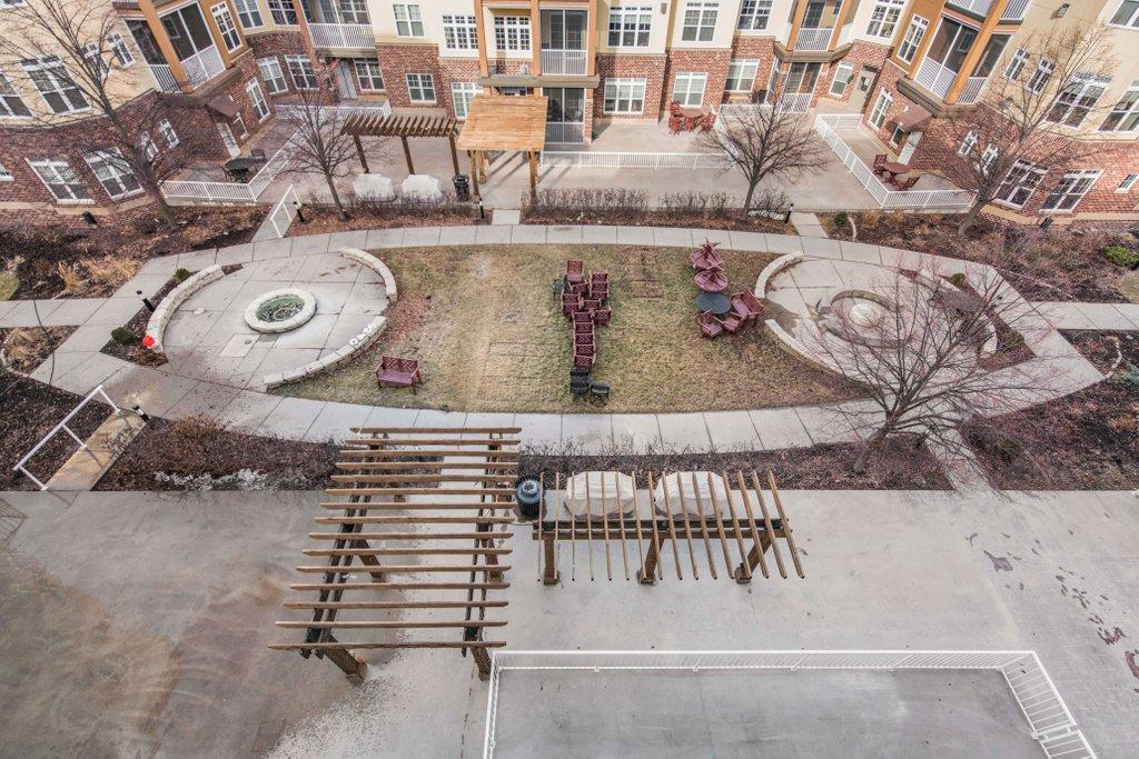 2550 38th Avenue NE Unit: 408