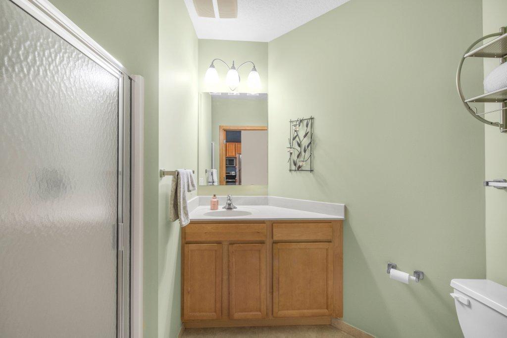 2550 38th Avenue NE Unit: 408