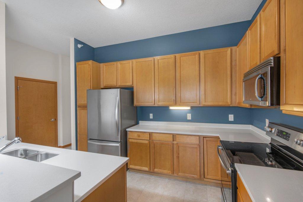 2550 38th Avenue NE Unit: 408