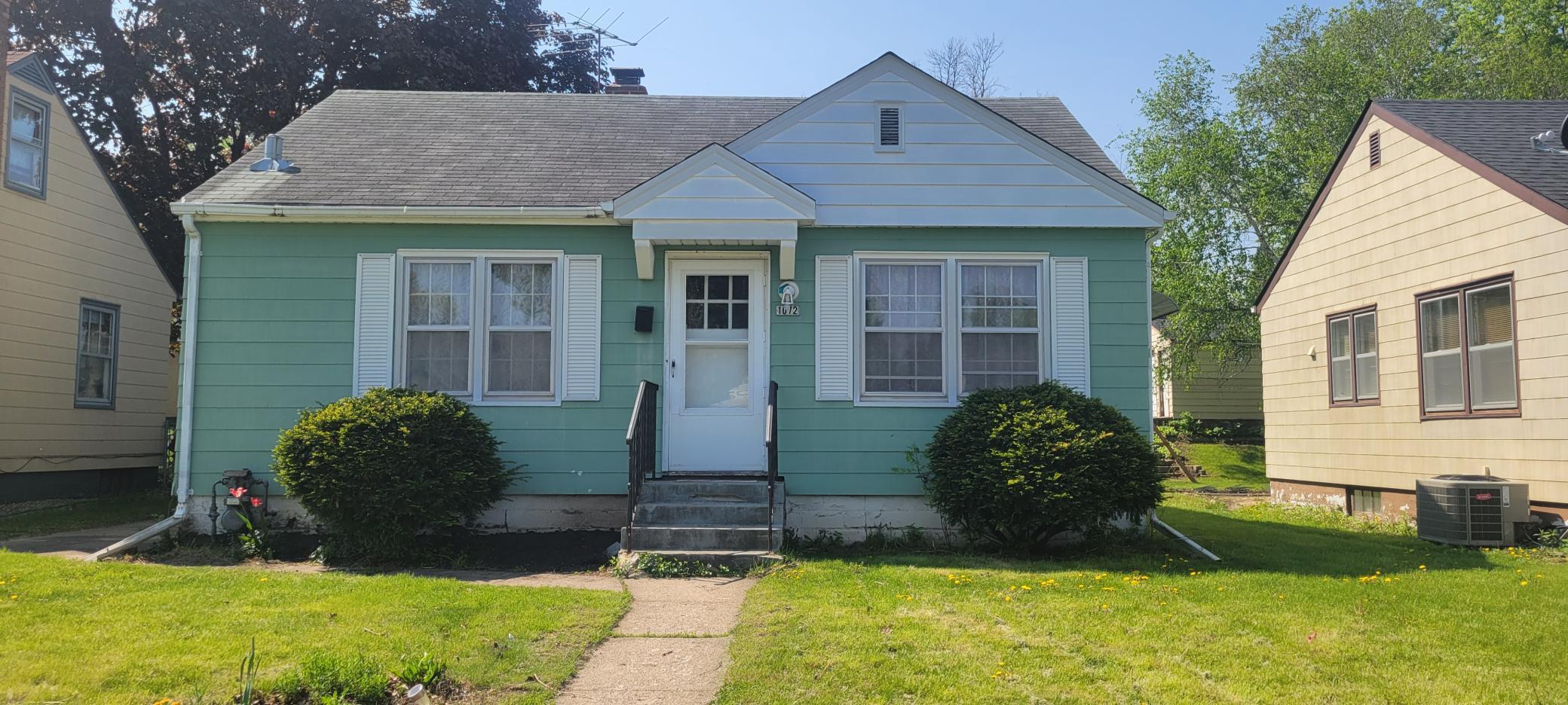 1072 Seminary Avenue