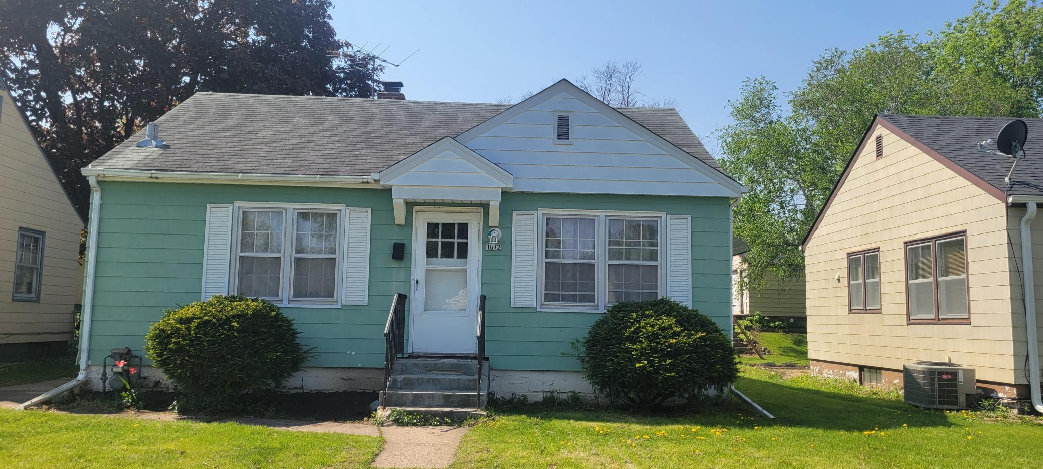 1072 Seminary Avenue
