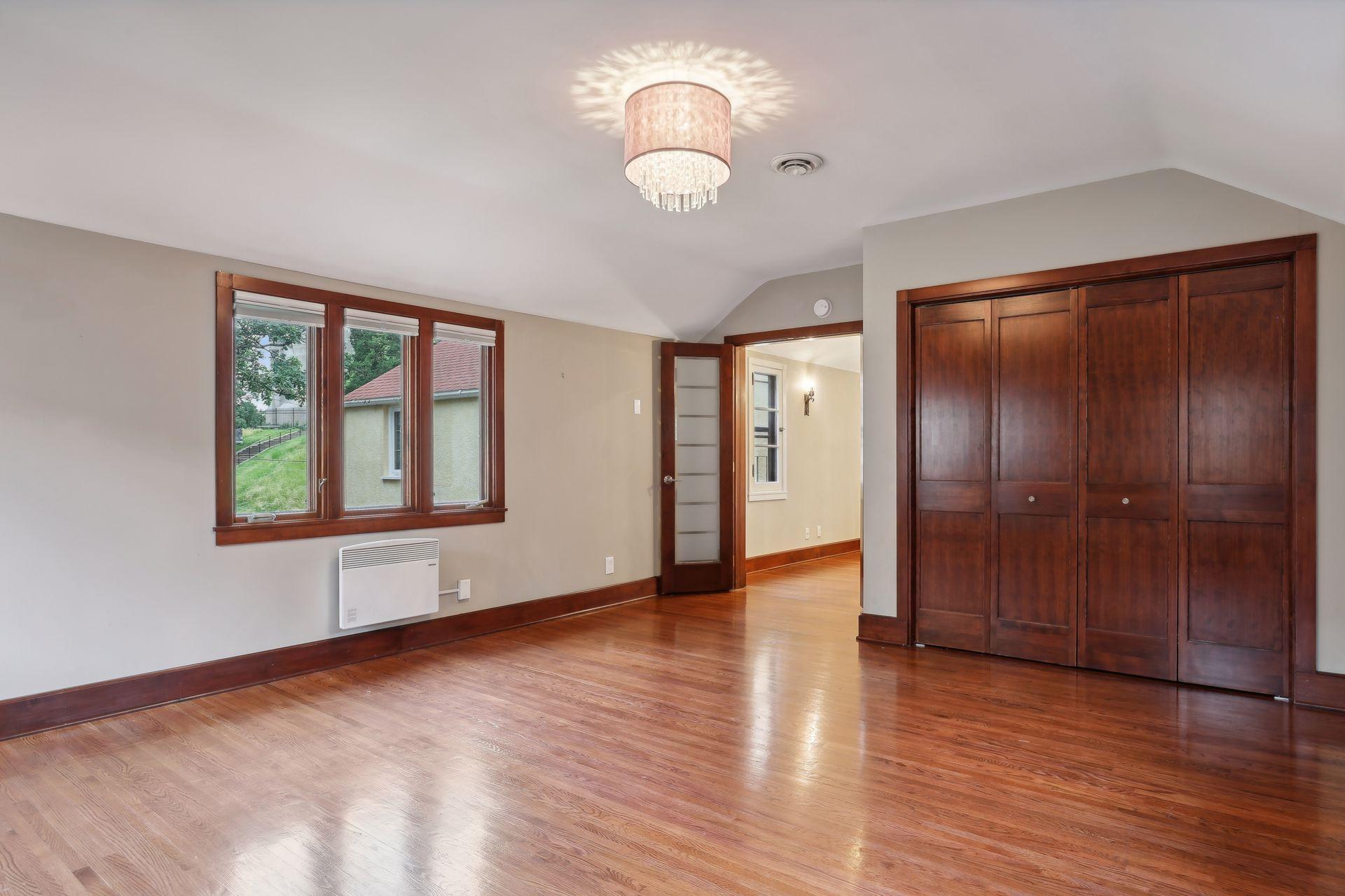 320 Prospect Avenue