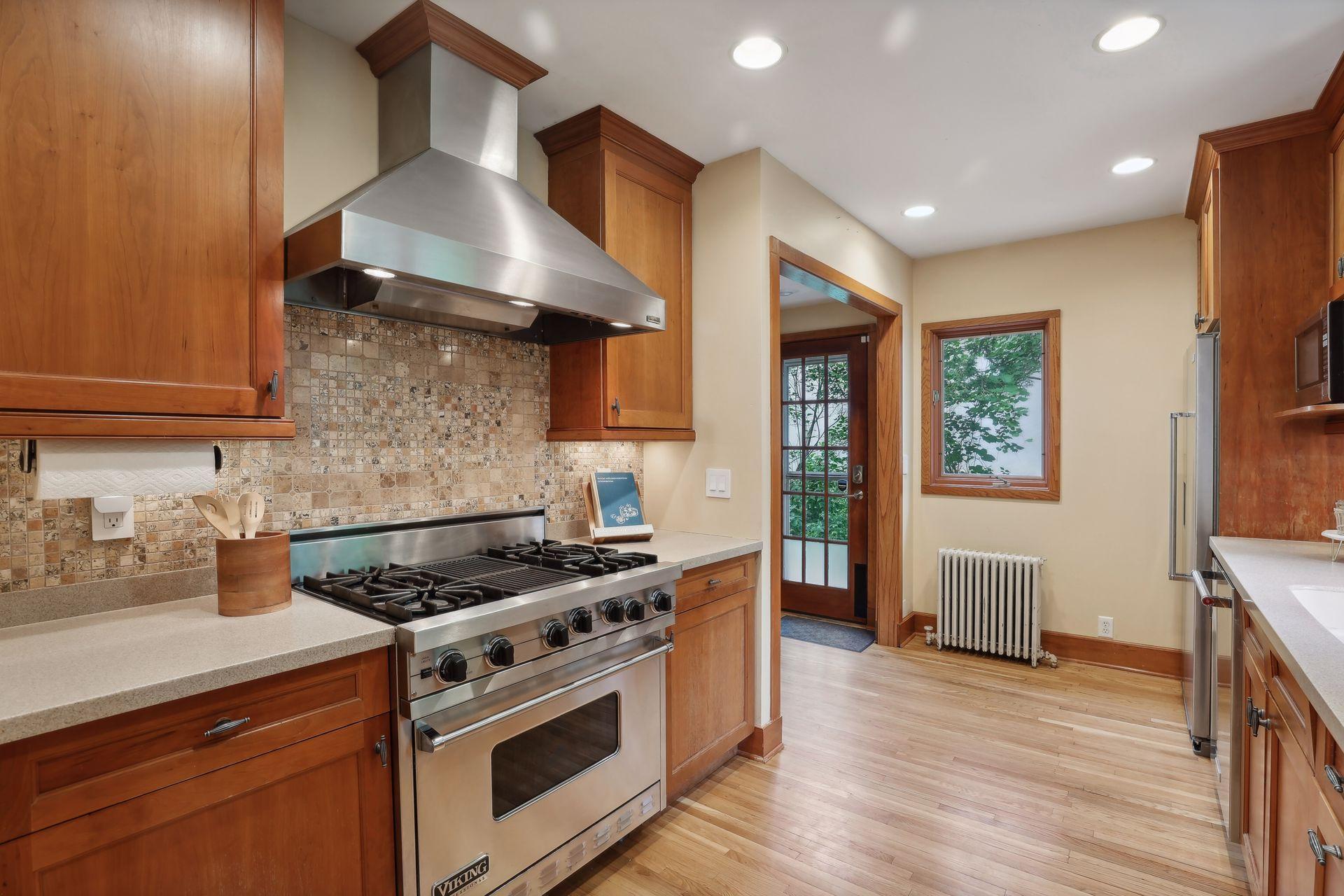 320 Prospect Avenue