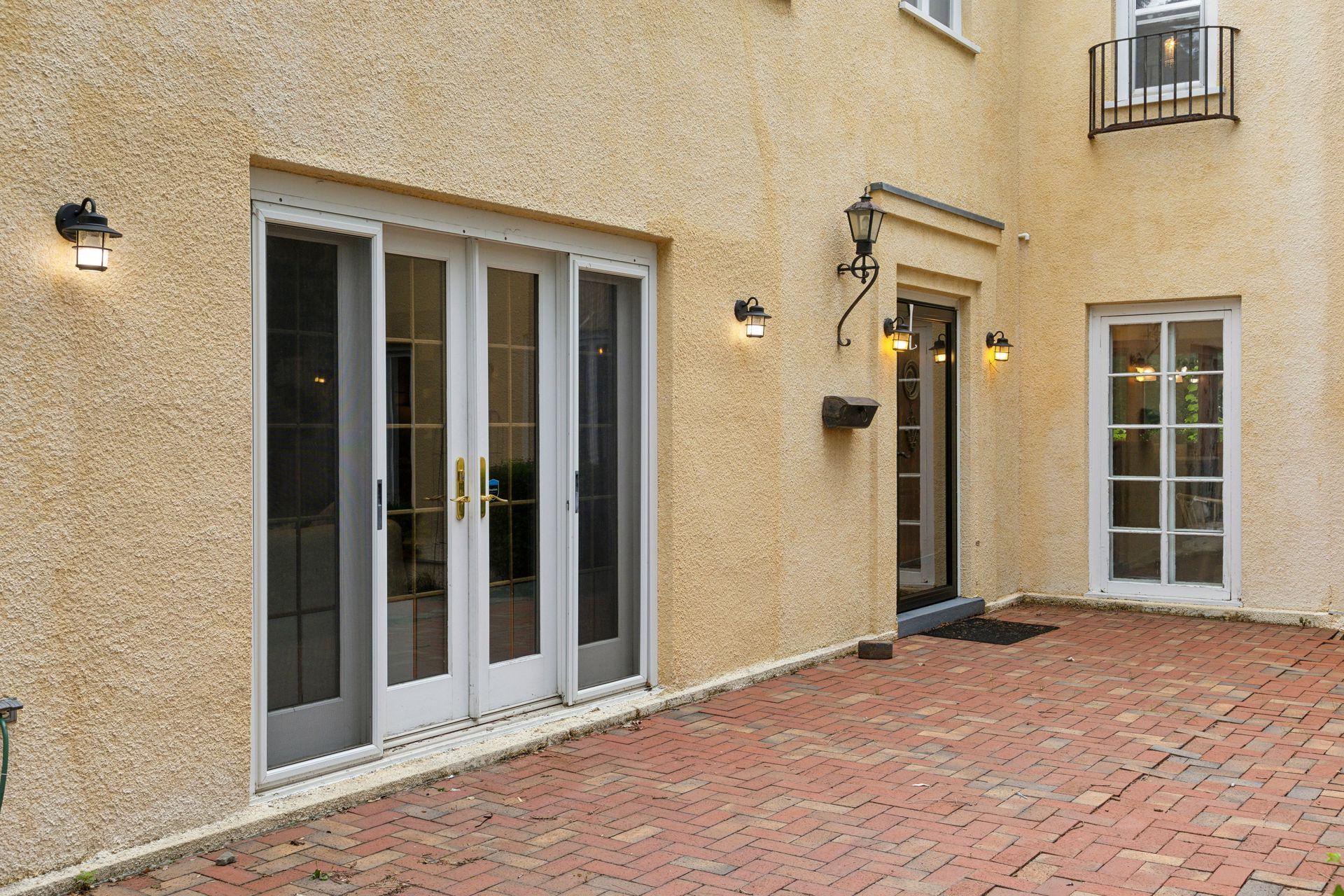 320 Prospect Avenue