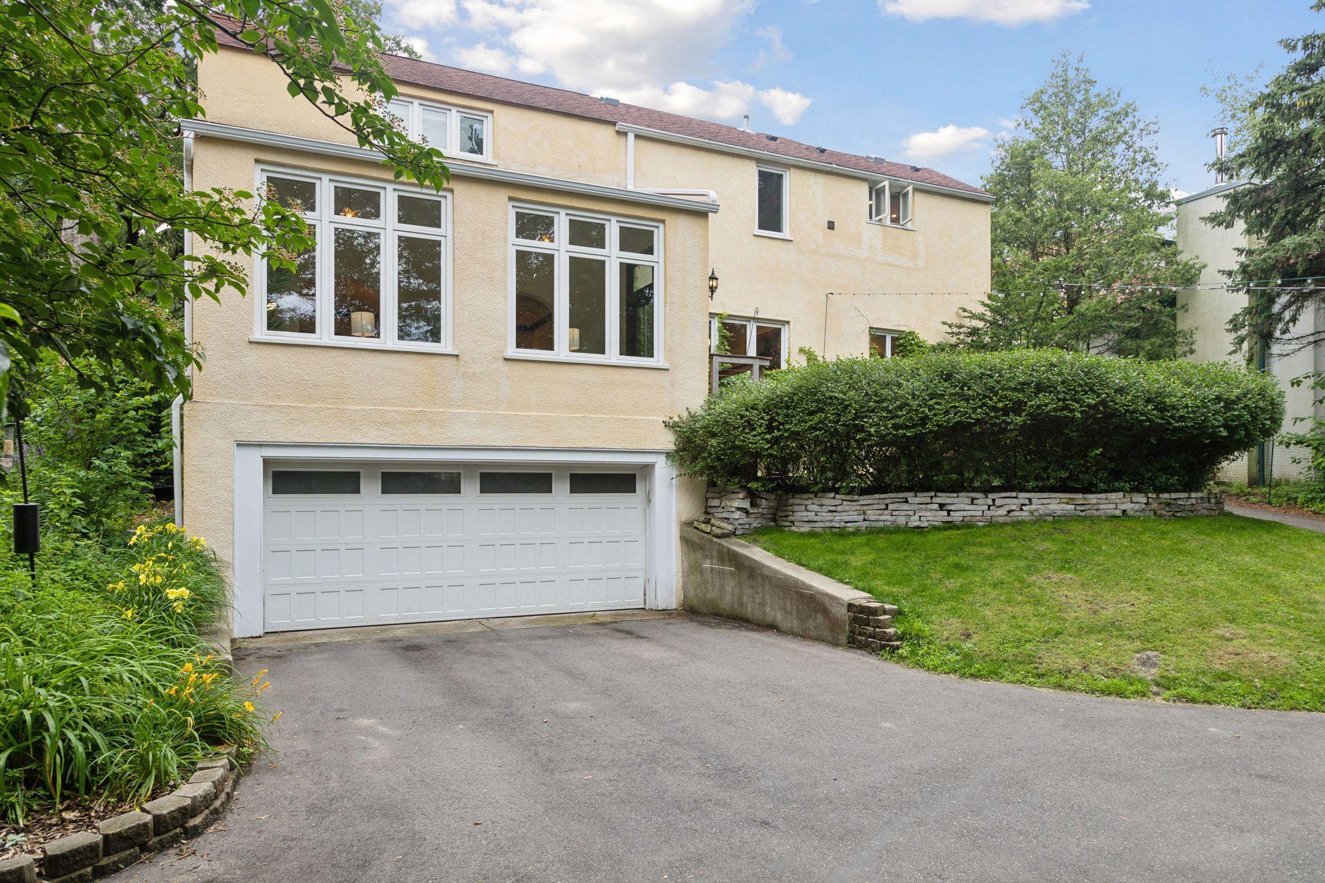 320 Prospect Avenue