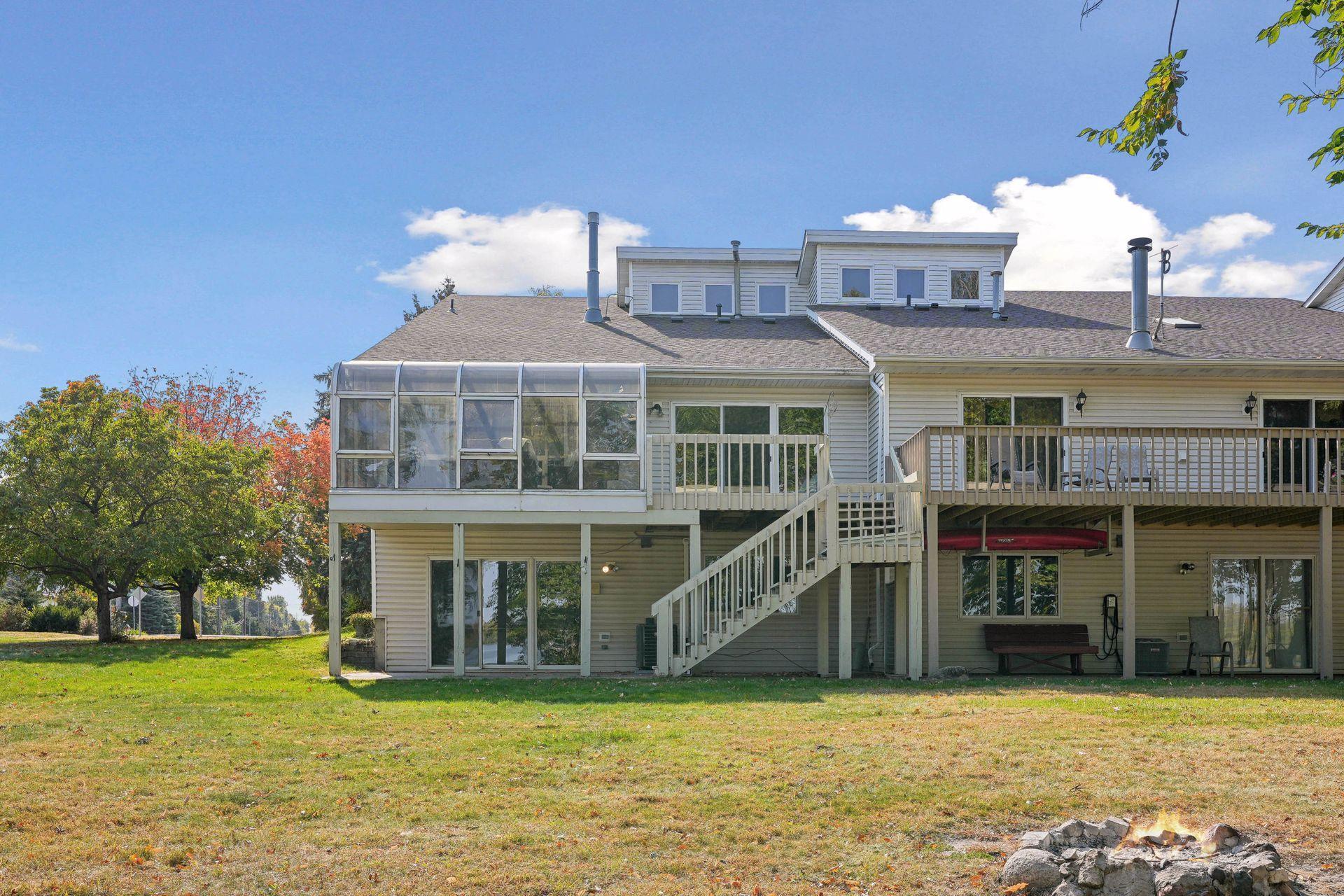 1895 County Road F E