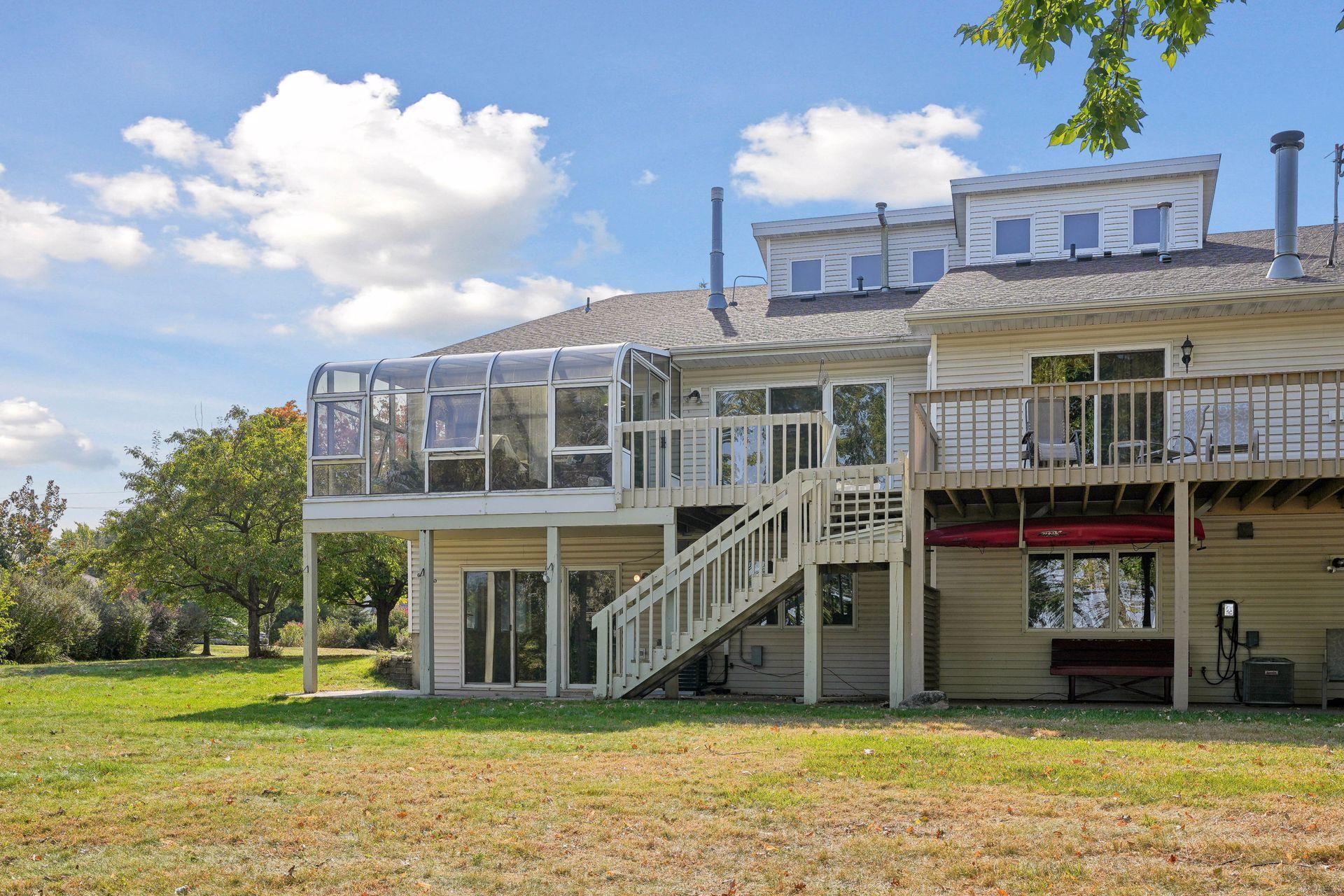 1895 County Road F E