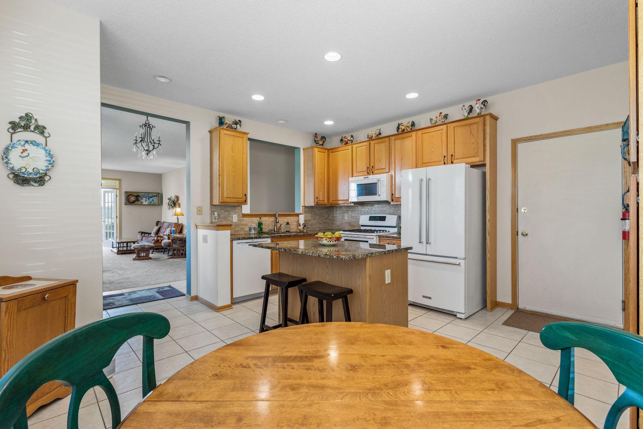 3906 Lawndale Lane N