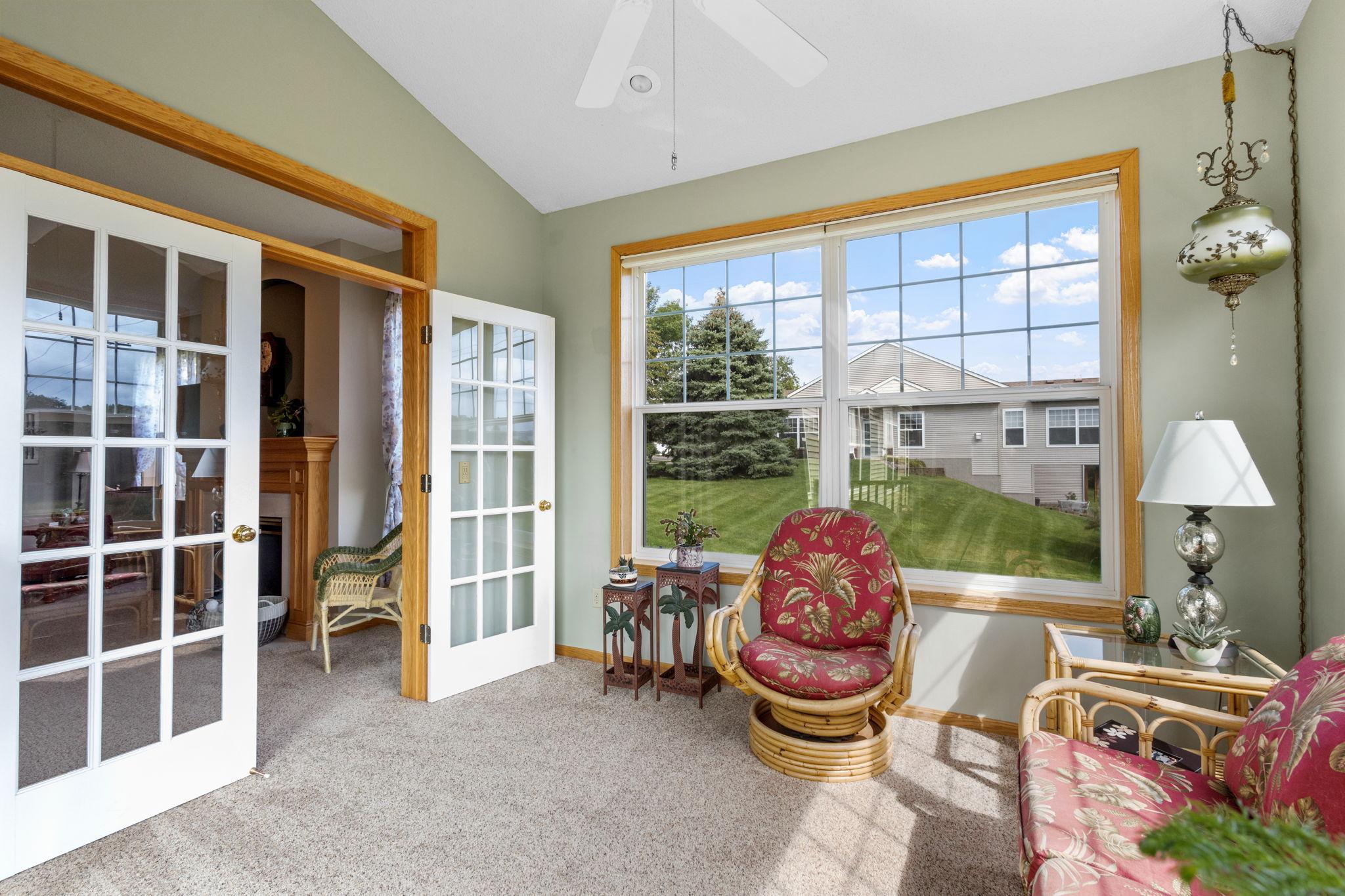 3906 Lawndale Lane N