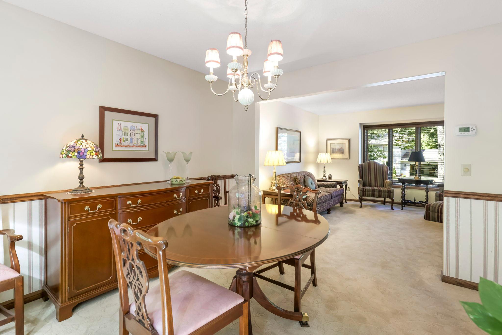 13123 Yosemite Avenue S