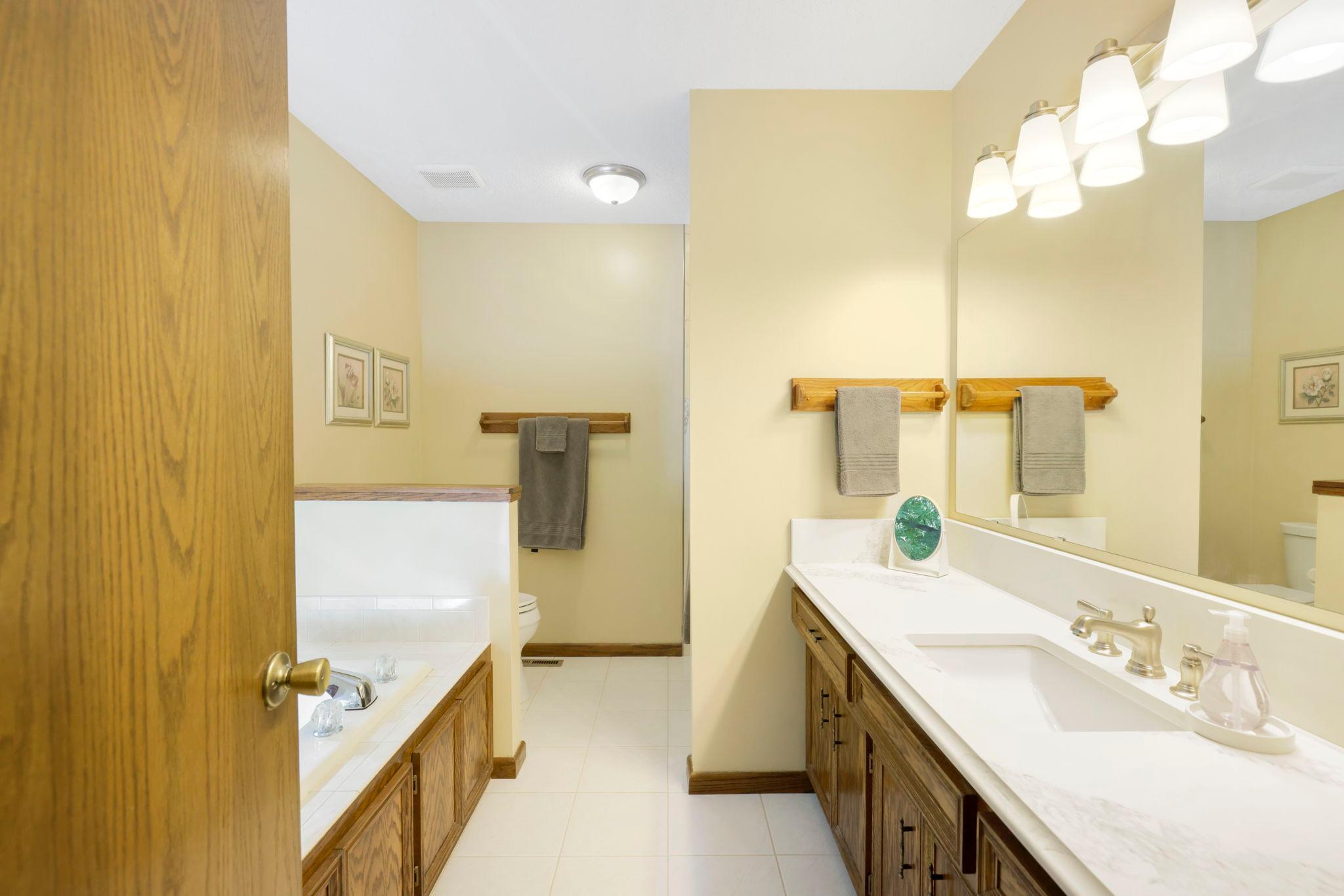 13123 Yosemite Avenue S