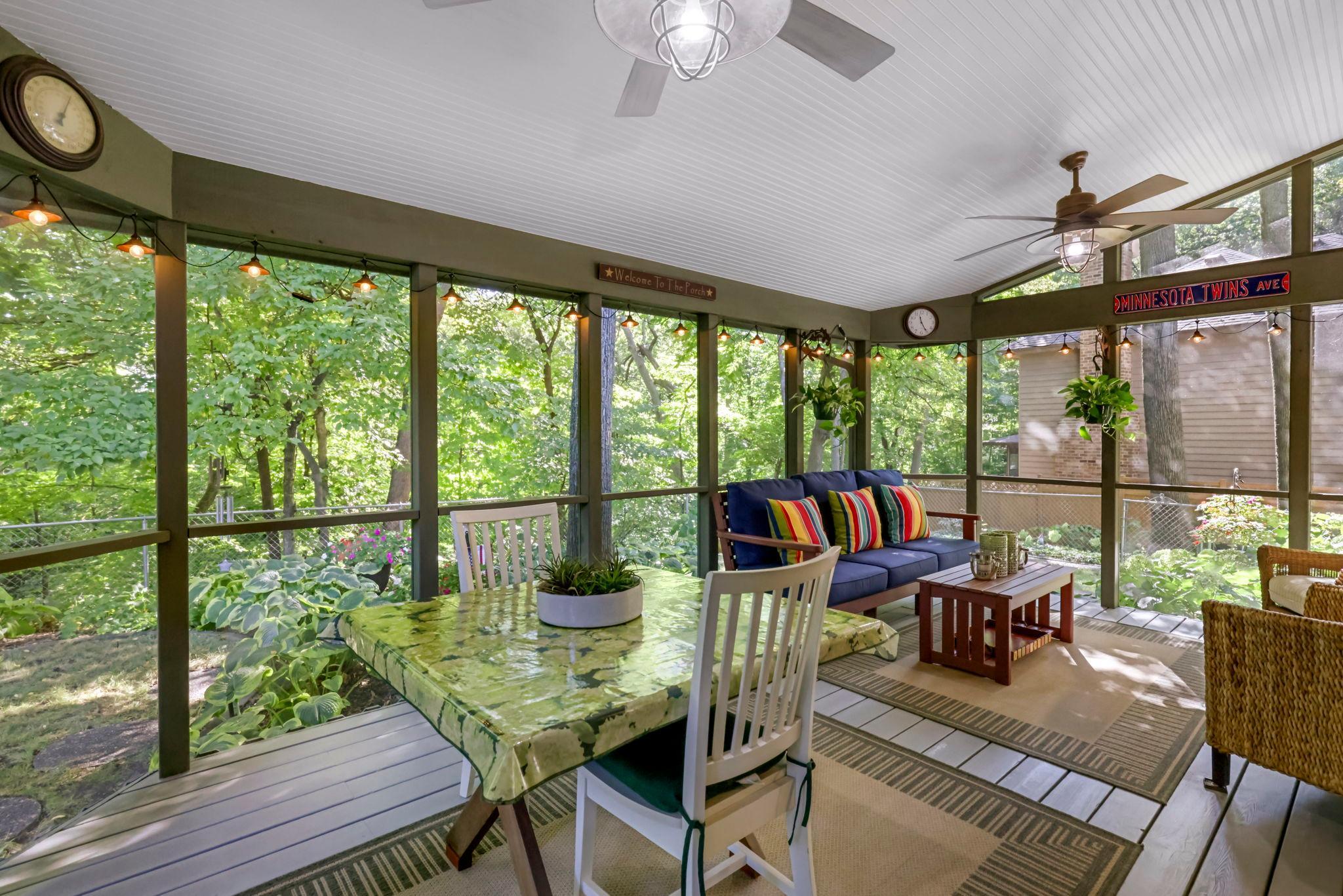 13123 Yosemite Avenue S