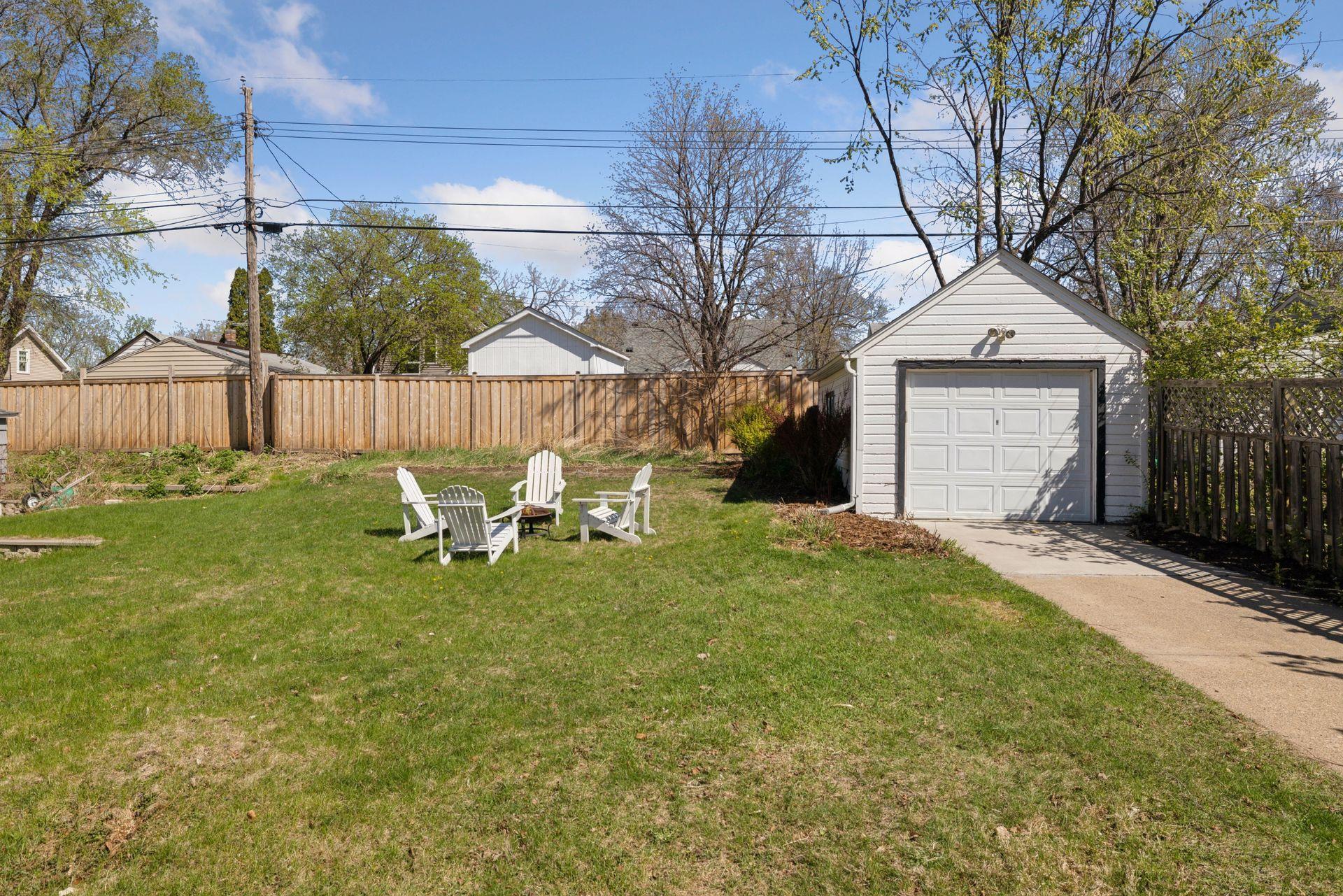 3916 E 55th Street
